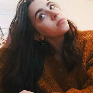 Meet your Posher, Chloe